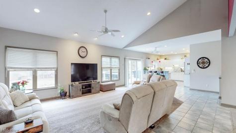 1044 Ledgebrook Drive Tallmadge OH 44278