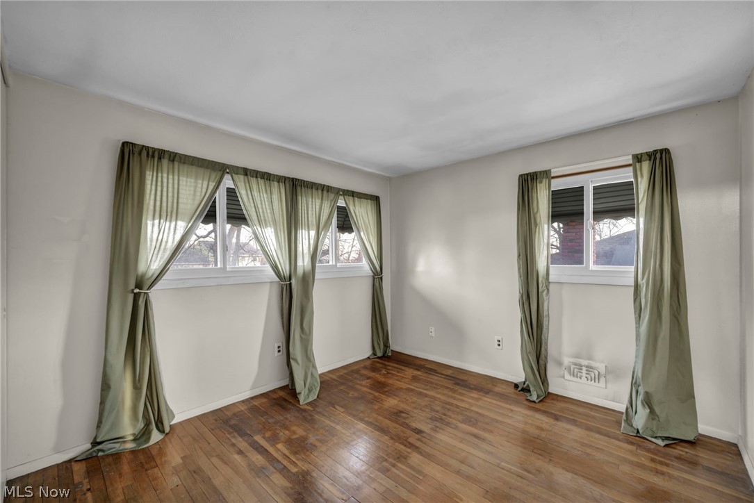 5873 Doxmere Drive Parma Heights OH 44130