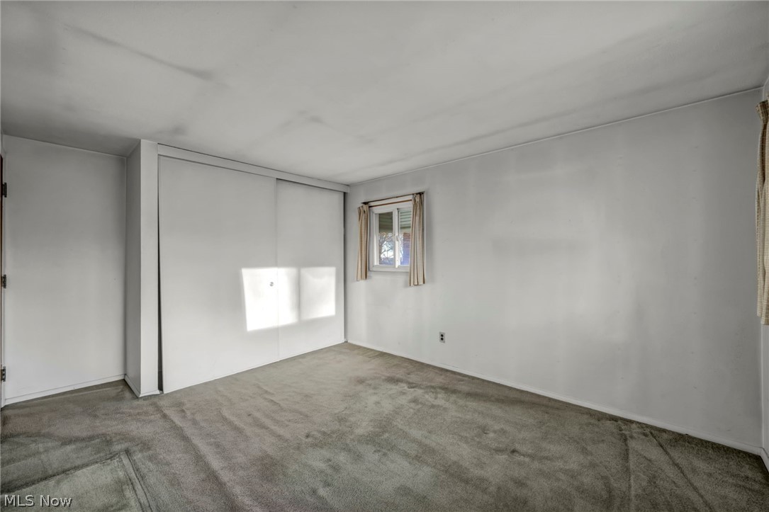 5873 Doxmere Drive Parma Heights OH 44130