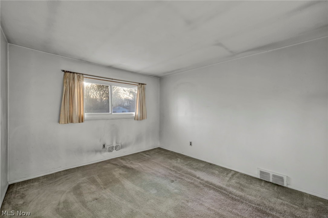 5873 Doxmere Drive Parma Heights OH 44130