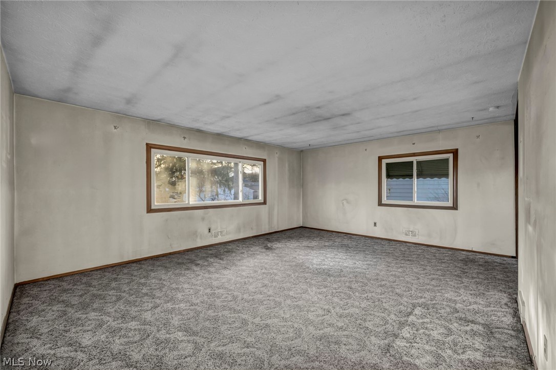 5873 Doxmere Drive Parma Heights OH 44130