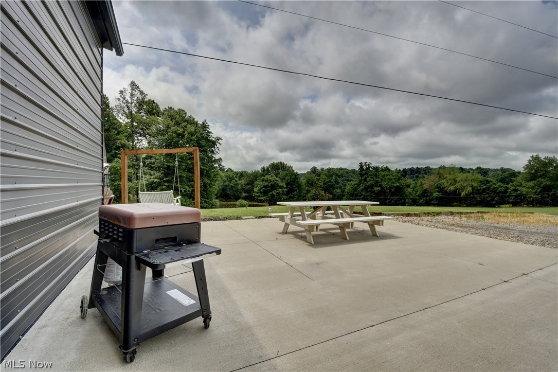 7290 Crane Road SW Sherrodsville OH 44675