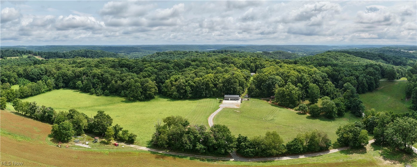 7290 Crane Road SW Sherrodsville OH 44675
