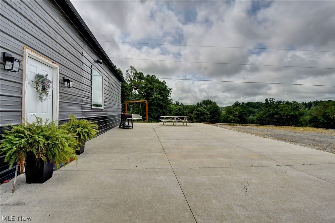 7290 Crane Road SW Sherrodsville OH 44675