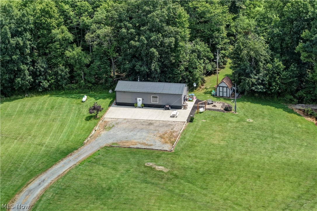 7290 Crane Road SW Sherrodsville OH 44675