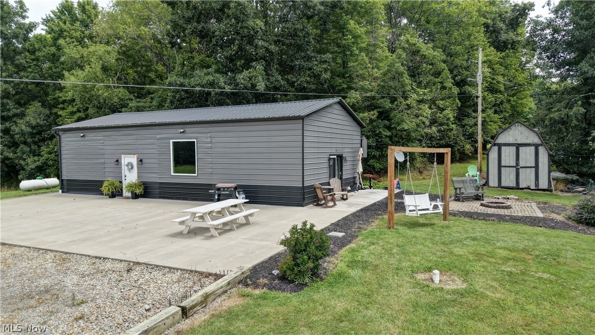7290 Crane Road SW Sherrodsville OH 44675