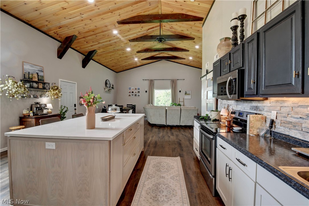 7290 Crane Road SW Sherrodsville OH 44675