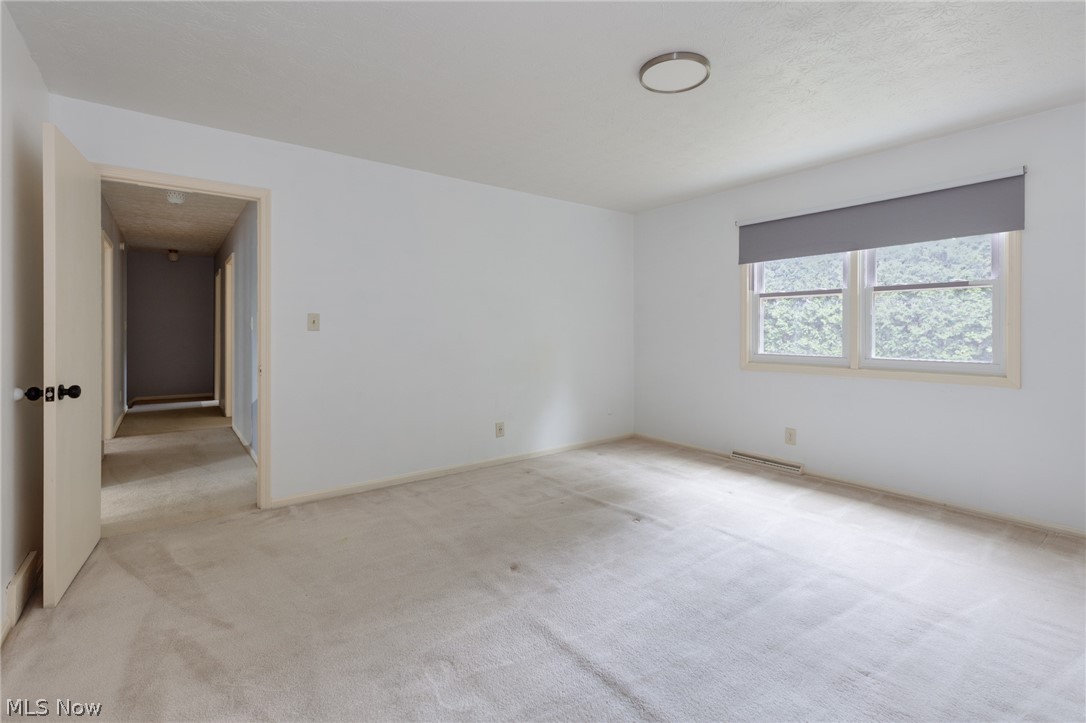 2758 Olentangy Drive Akron OH 44333