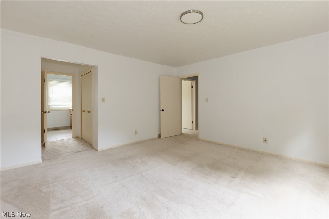 2758 Olentangy Drive Akron OH 44333