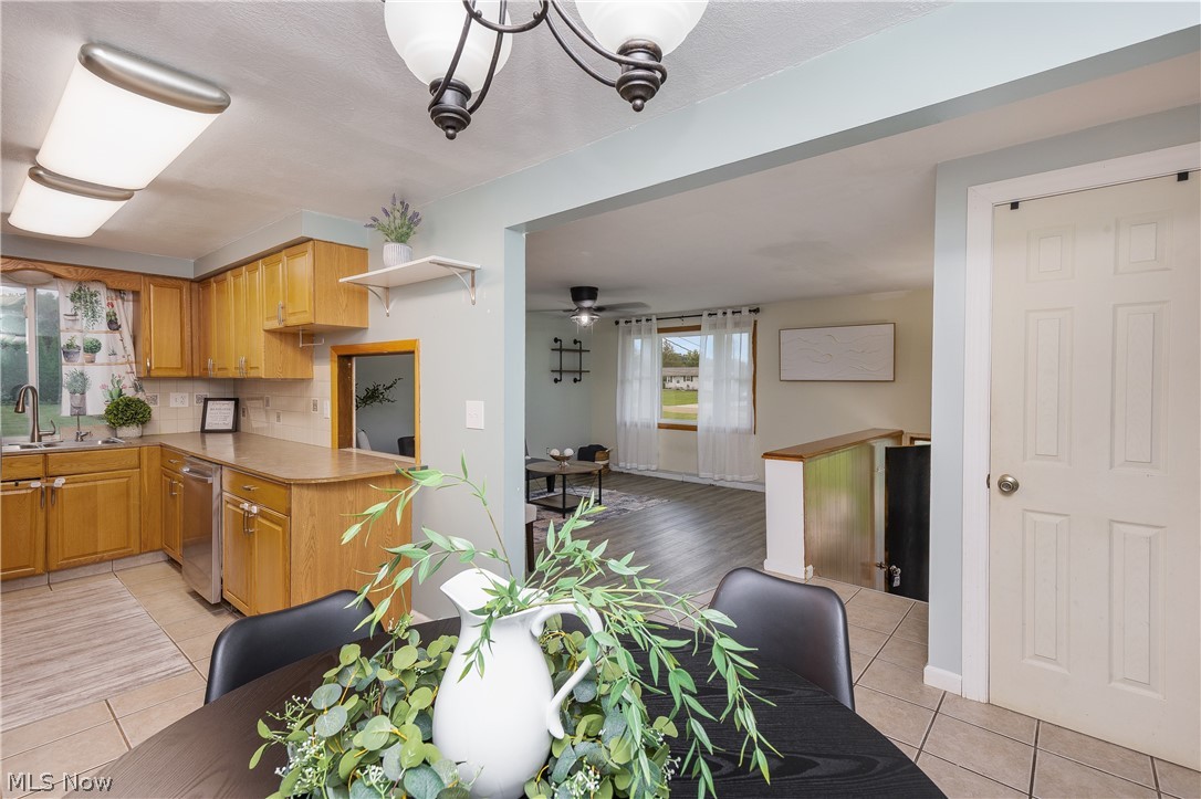 6410 Westmore Street Louisville OH 44641