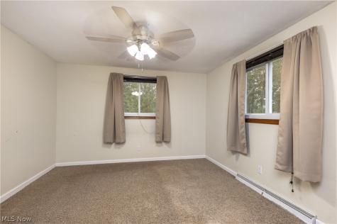 6410 Westmore Street Louisville OH 44641