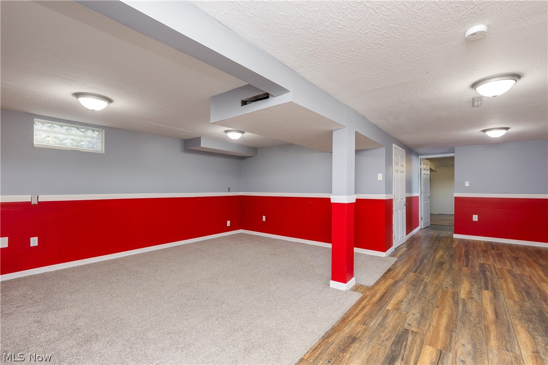 6410 Westmore Street Louisville OH 44641