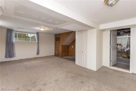 6410 Westmore Street Louisville OH 44641