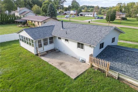 6410 Westmore Street Louisville OH 44641
