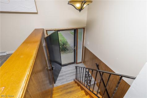 6410 Westmore Street Louisville OH 44641