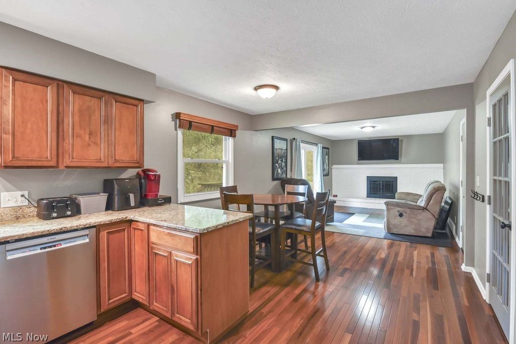 5782 Holland Drive Hudson OH 44236