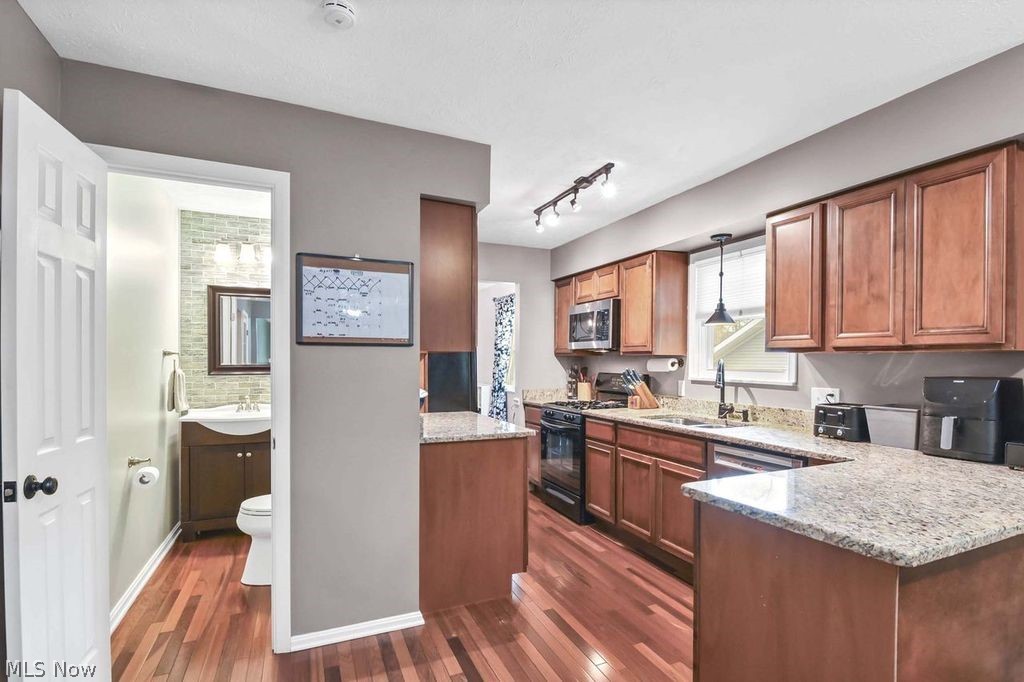 5782 Holland Drive Hudson OH 44236