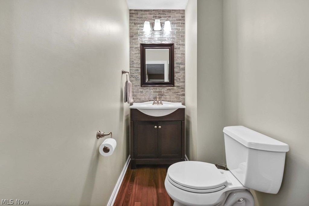 5782 Holland Drive Hudson OH 44236