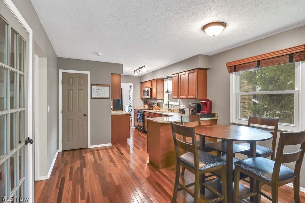 5782 Holland Drive Hudson OH 44236