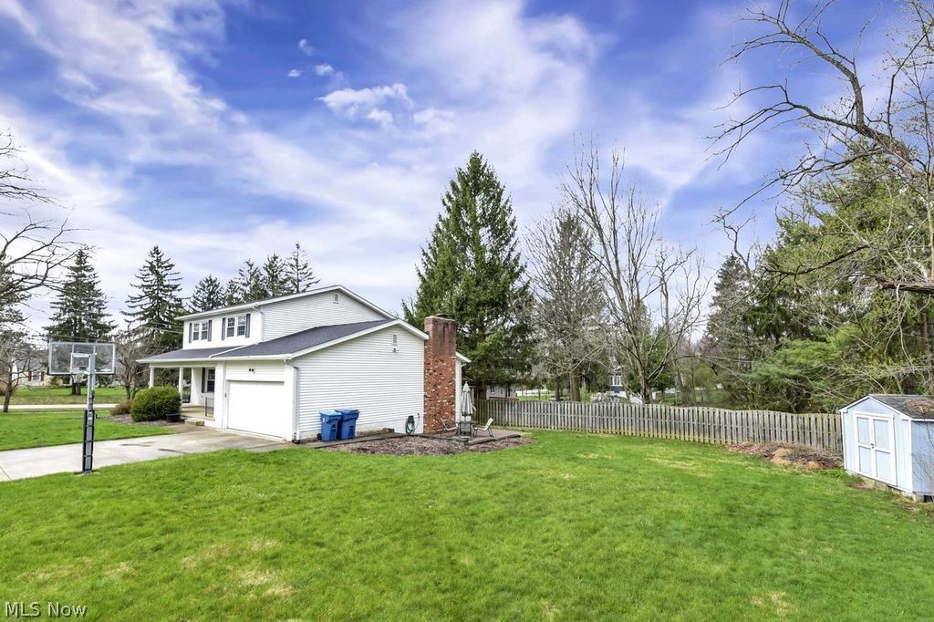 5782 Holland Drive Hudson OH 44236