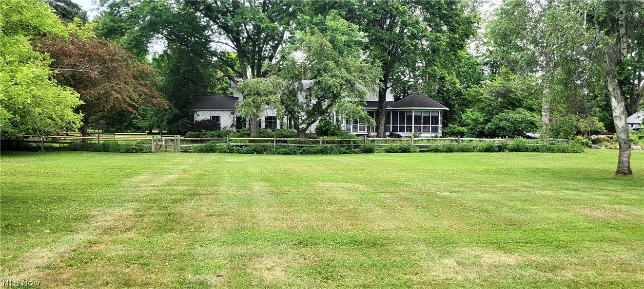 9420 Hobart Road Waite Hill OH 44094