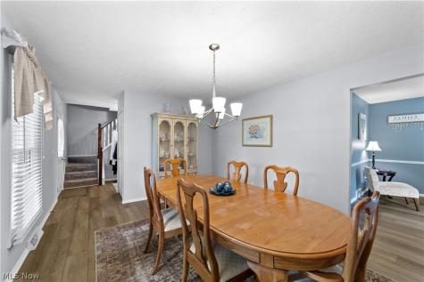 376 Creekside Drive Avon Lake OH 44012