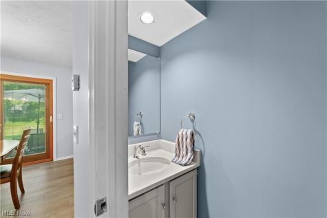 376 Creekside Drive Avon Lake OH 44012