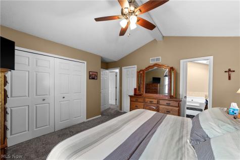 376 Creekside Drive Avon Lake OH 44012