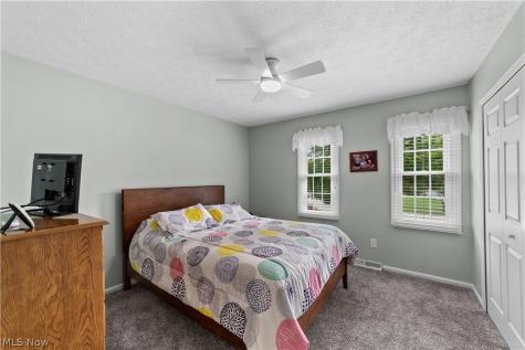 376 Creekside Drive Avon Lake OH 44012