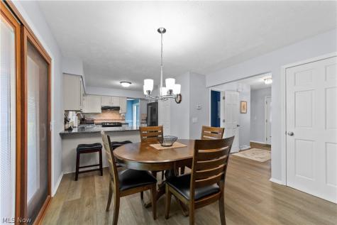 376 Creekside Drive Avon Lake OH 44012