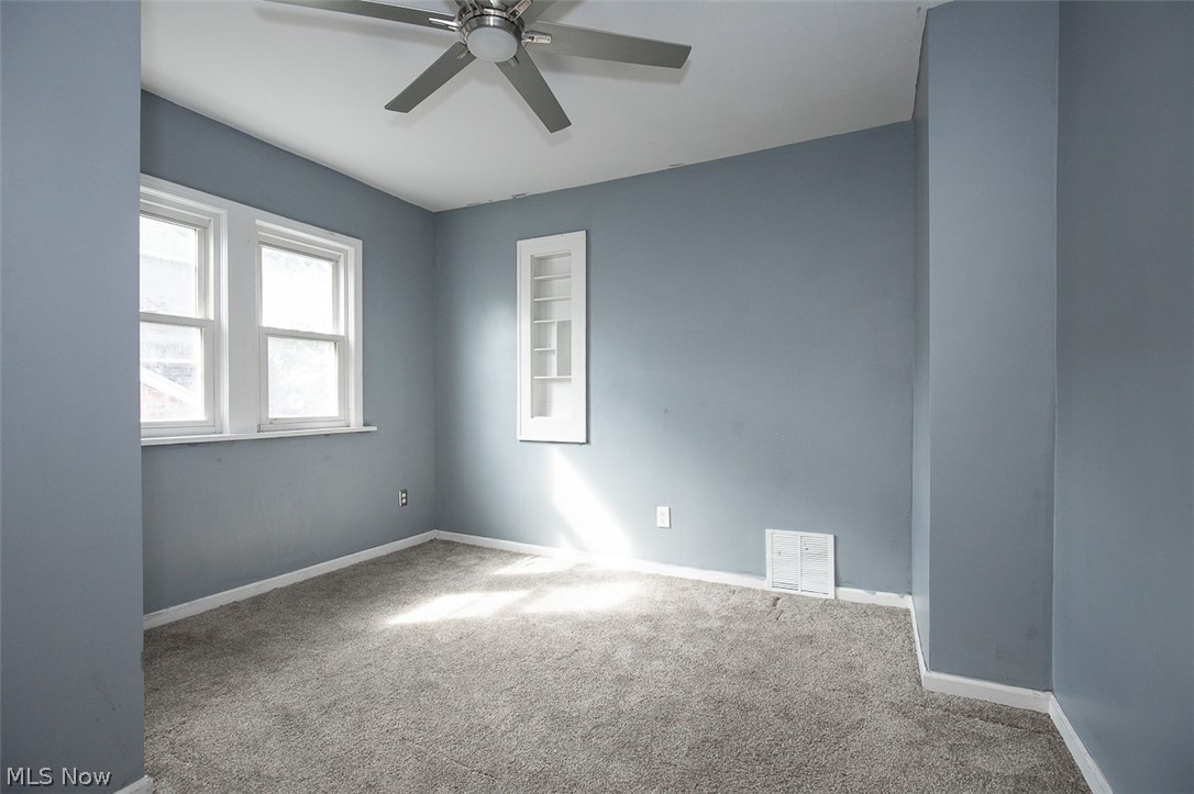 4075 E 147th Street Cleveland OH 44128