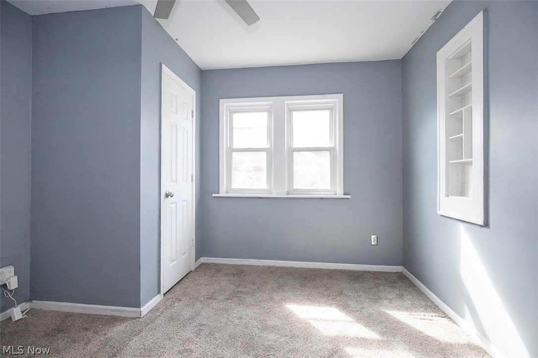 4075 E 147th Street Cleveland OH 44128
