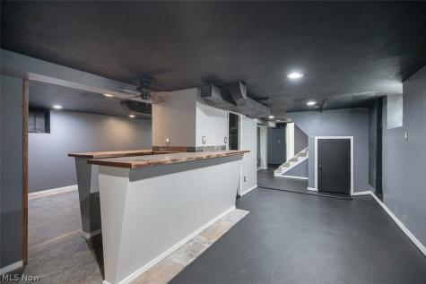 4075 E 147th Street Cleveland OH 44128
