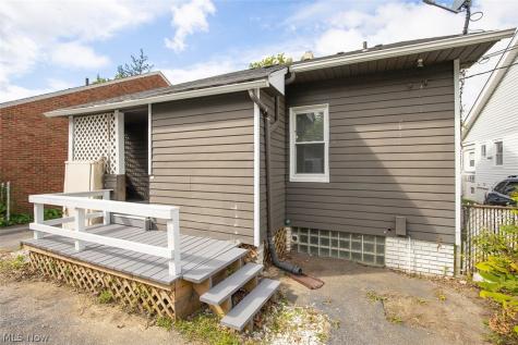 4075 E 147th Street Cleveland OH 44128
