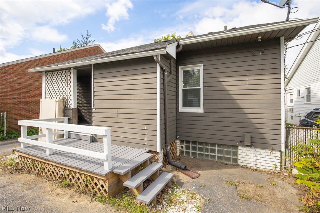 4075 E 147th Street Cleveland OH 44128