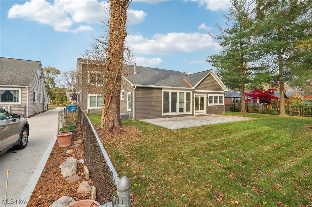 30611 Winston Drive Bay Village OH 44140