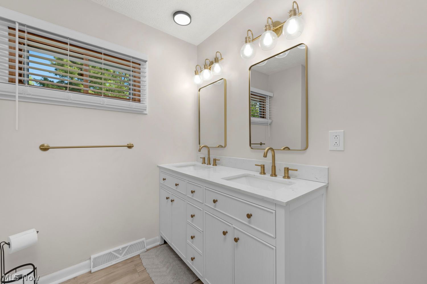 3693 Bramblewood Drive Brunswick OH 44212