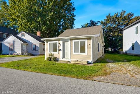 452 Campers Drive Mentor OH 44095