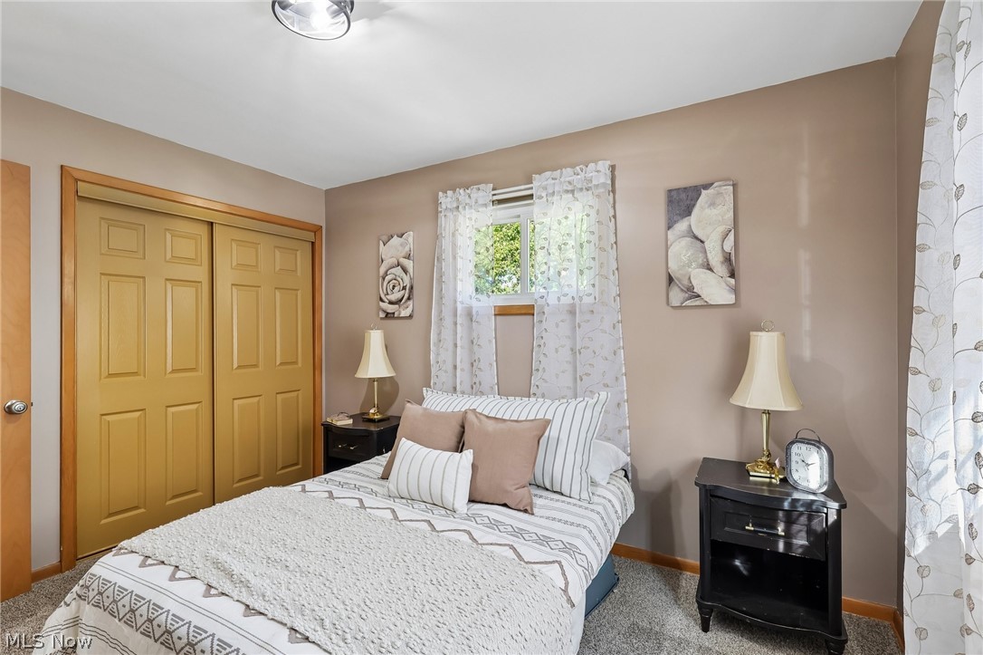 1657 Woodhurst Avenue Mayfield Heights OH 44124