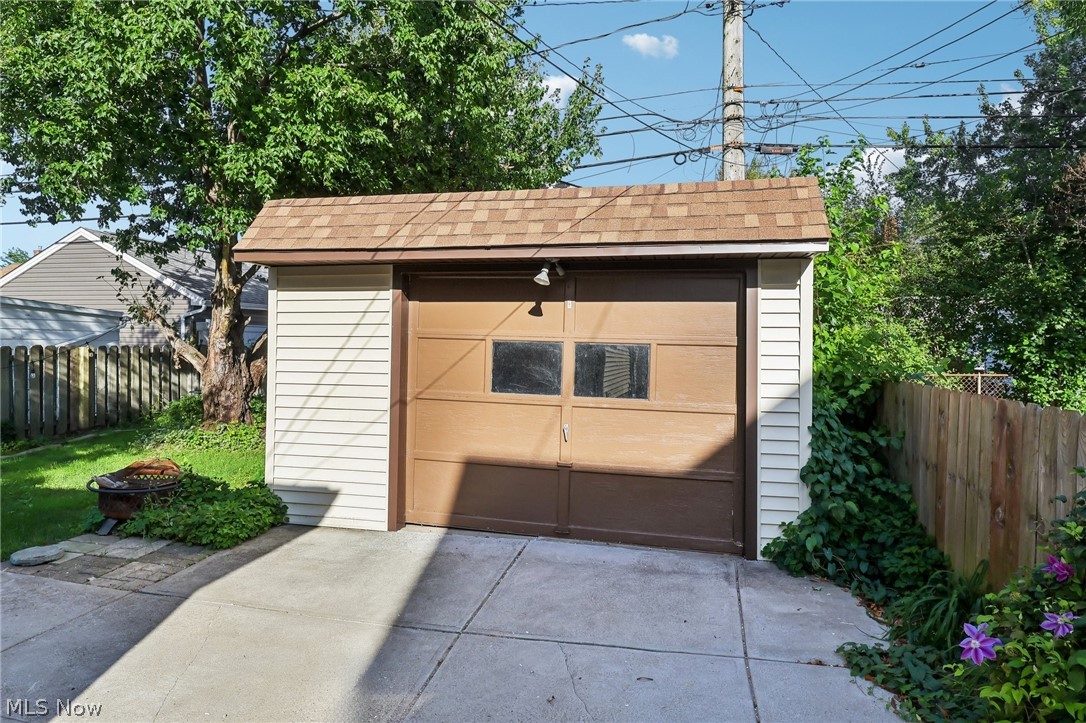 1657 Woodhurst Avenue Mayfield Heights OH 44124