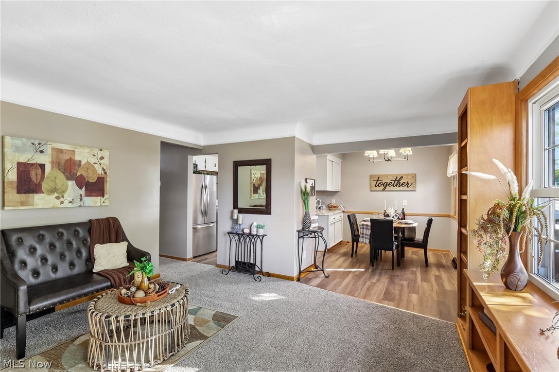 1657 Woodhurst Avenue Mayfield Heights OH 44124