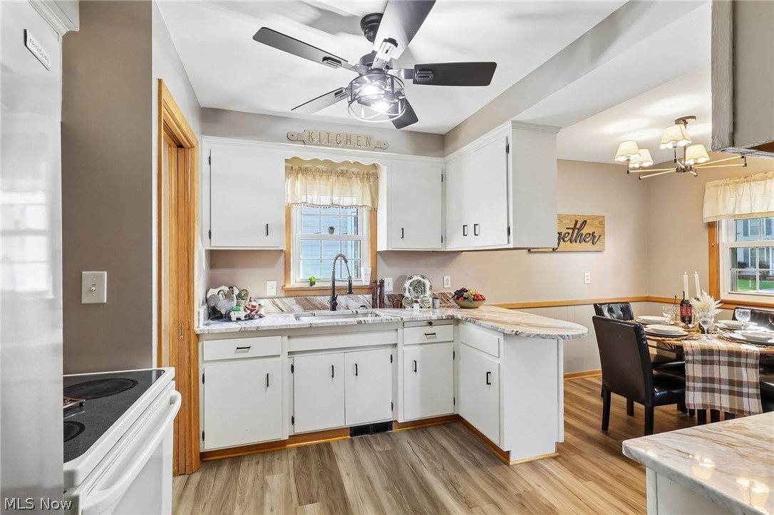 1657 Woodhurst Avenue Mayfield Heights OH 44124
