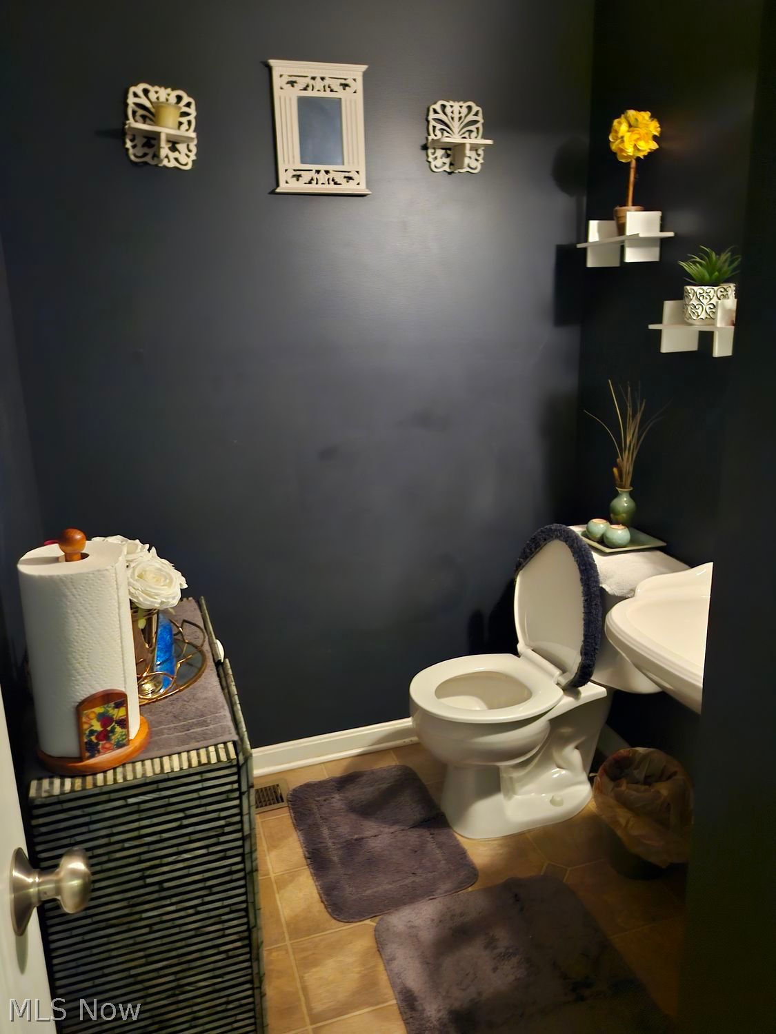 733 Bisson Avenue Akron OH 44307