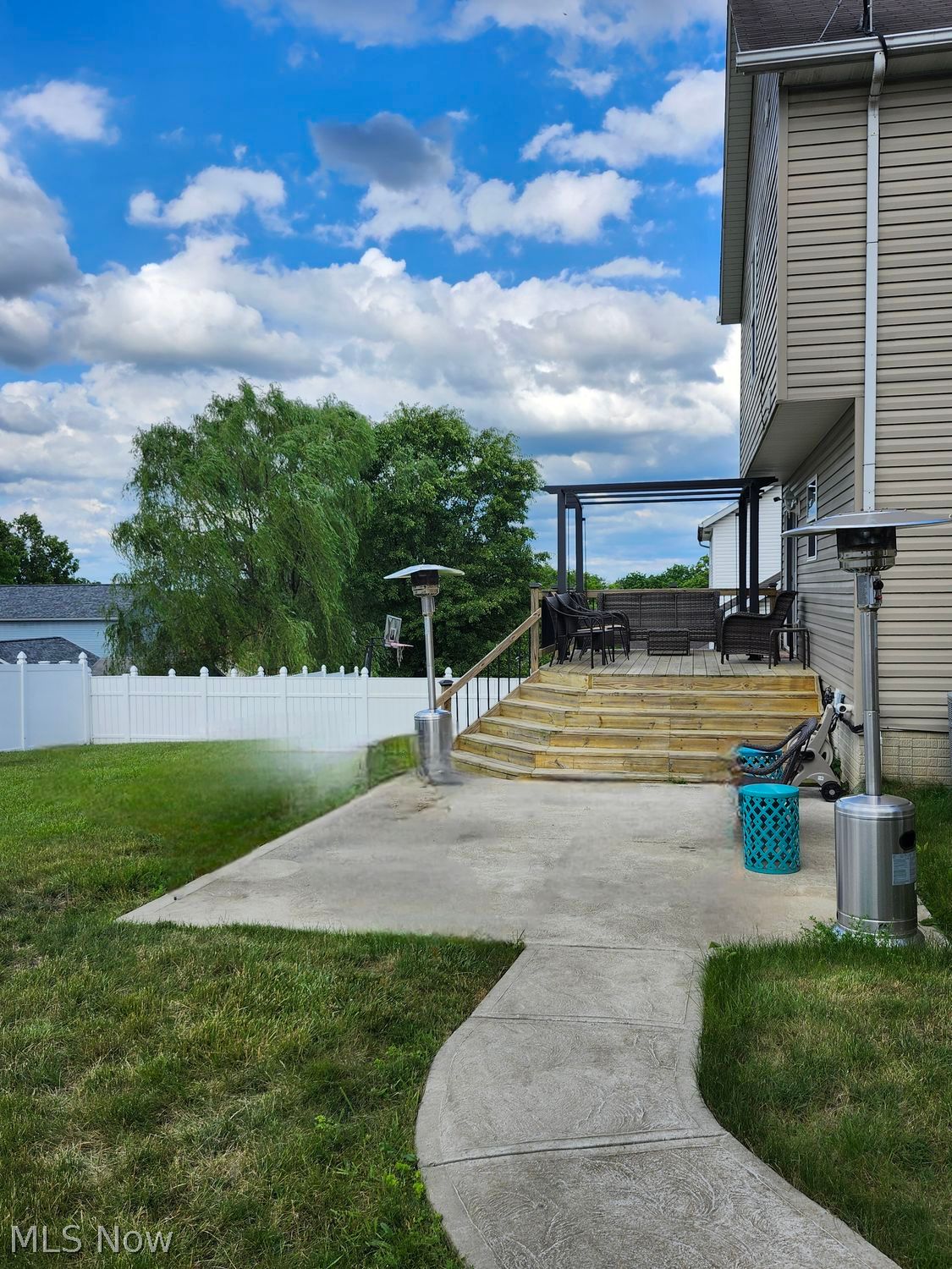 733 Bisson Avenue Akron OH 44307