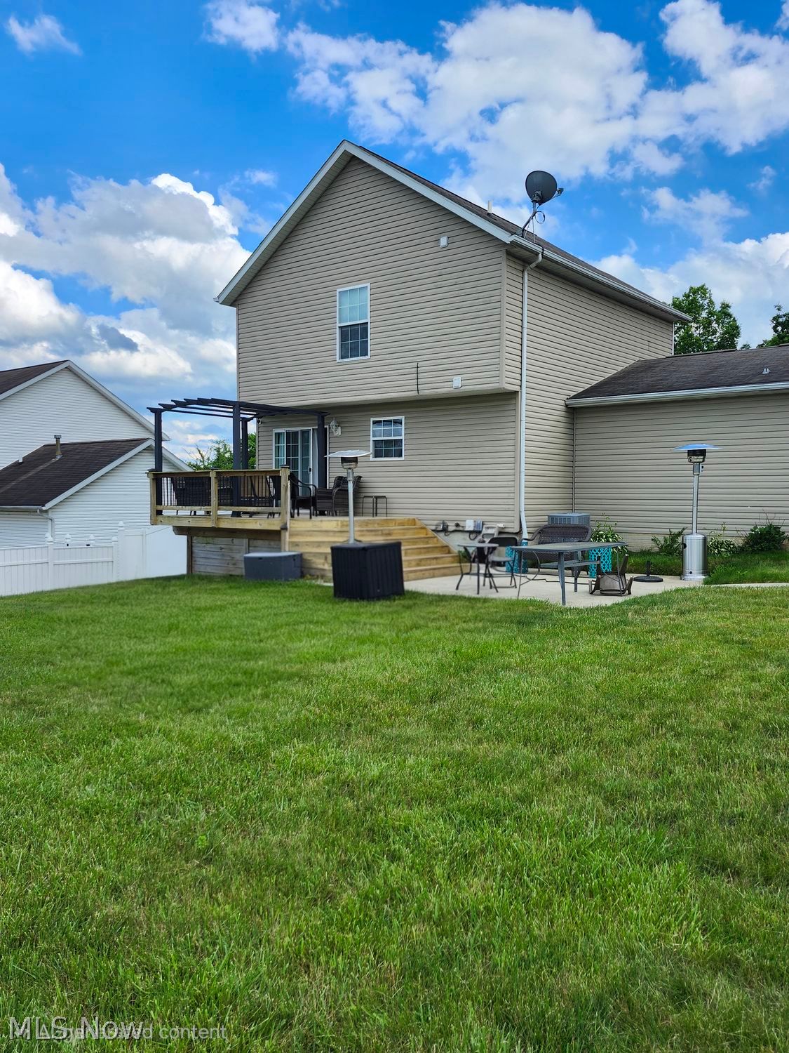 733 Bisson Avenue Akron OH 44307