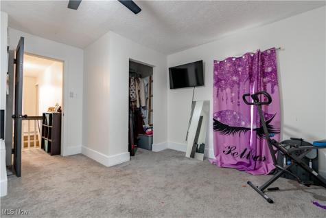 416 Bacon Avenue Akron OH 44320