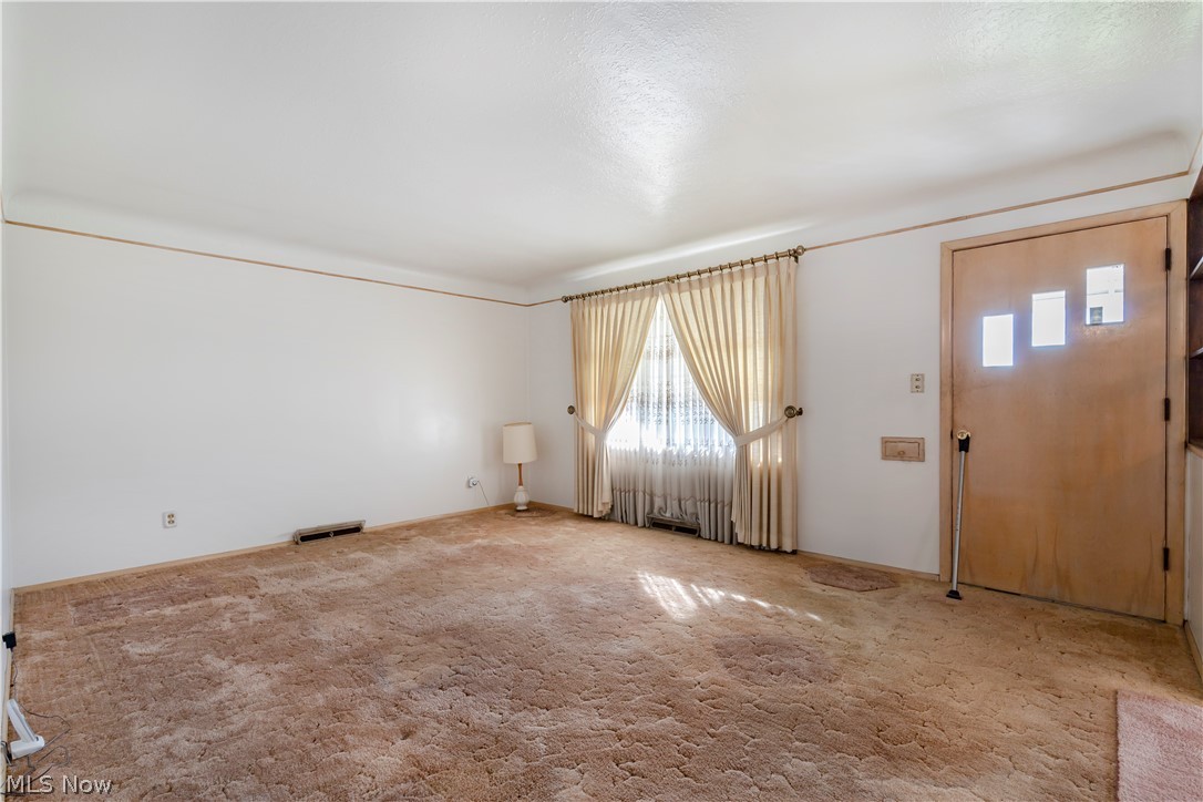 12509 Eastwood Boulevard Garfield Heights OH 44125