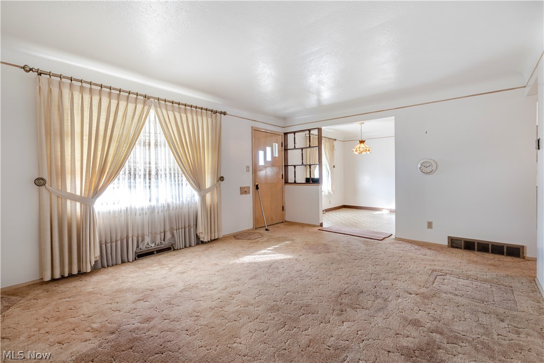 12509 Eastwood Boulevard Garfield Heights OH 44125