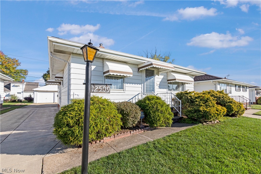 12509 Eastwood Boulevard Garfield Heights OH 44125