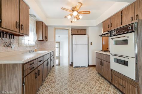 12509 Eastwood Boulevard Garfield Heights OH 44125